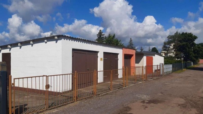 Coswig Beziehbares Haus mit Garten, Gartenhaus, Carport und Doppelgarage - auch für größere Familien Haus kaufen