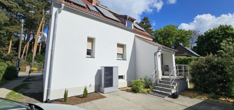 Straach Flexibel wohnen im Grünen - EFH mit Einliegerwohnung in Reinsdorf Haus kaufen