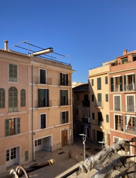 Palma de Mallorca Wunderbare Altstadtwohnung im typischen, mallorquinischen Stil Wohnung kaufen