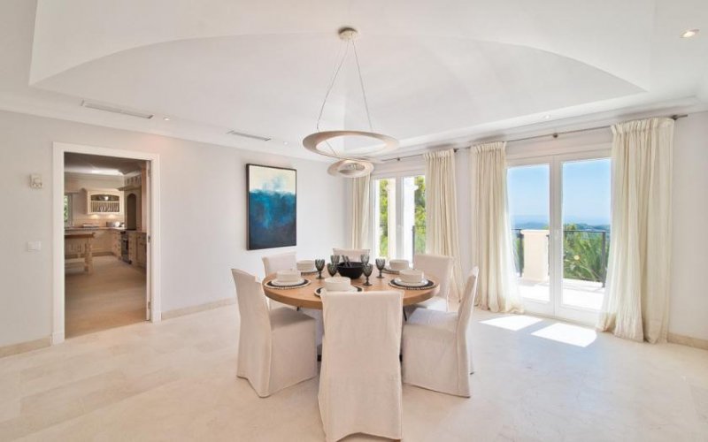 Palma / Son Vida Elegantes Anwesen mit Königsblick über die Bucht von Palma - hoch oben in Son Vida Haus kaufen