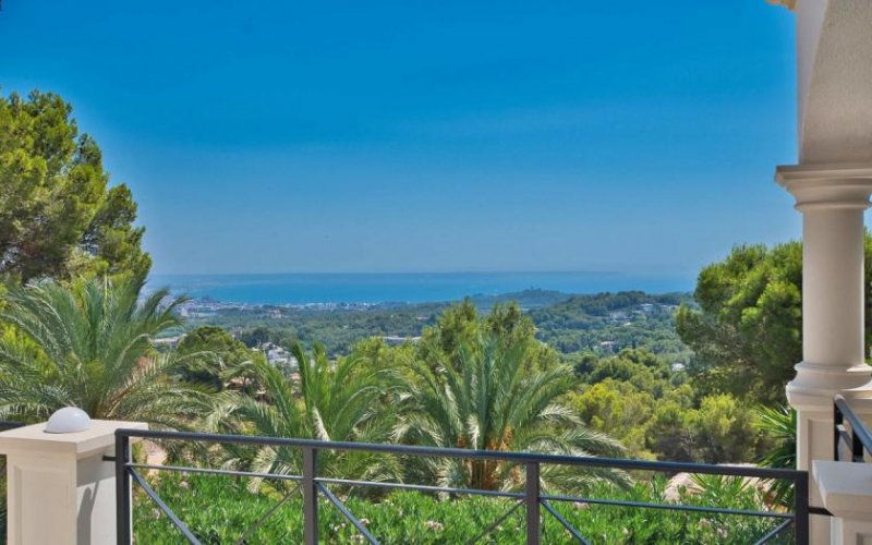 Palma / Son Vida Elegantes Anwesen mit Königsblick über die Bucht von Palma - hoch oben in Son Vida Haus kaufen