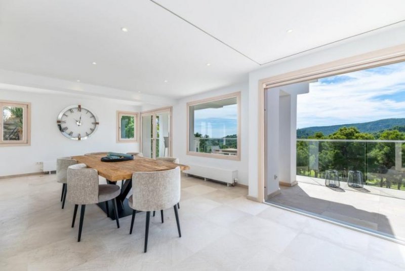 Palma / Son Vida Moderne und exklusive Villa in Son Vida Haus kaufen