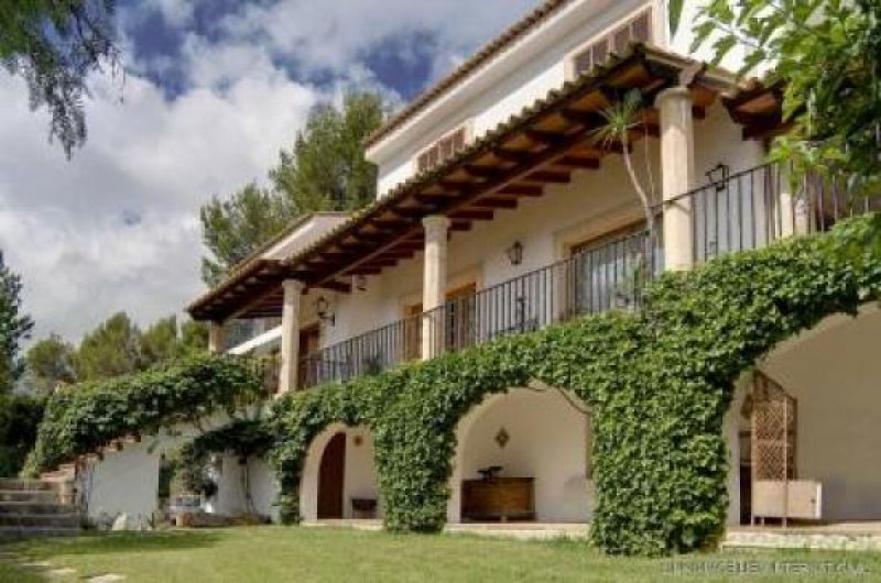 Son Vida Villa in exklusiver Lage mit Panoramablick bis zum Meer Haus kaufen