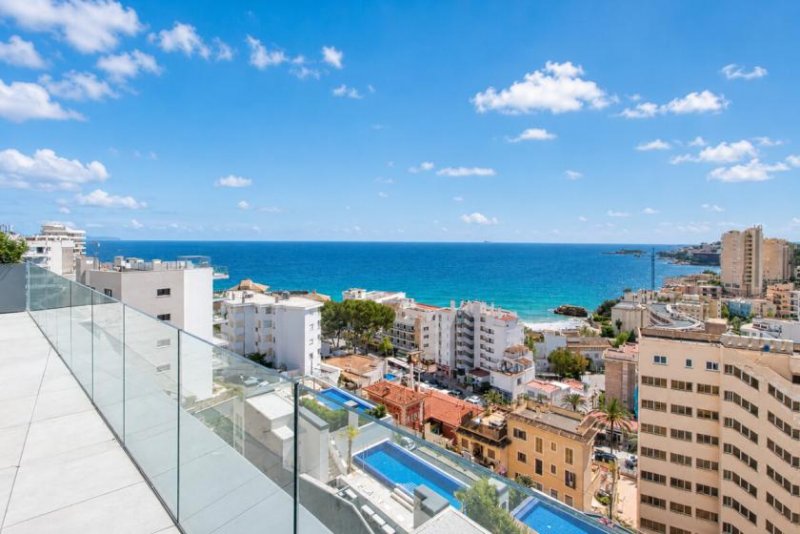 Palma / Cala Major Leben am Meer: Exklusives Duplex-Penthouse mit 105 m² Dachterrasse und privatem Pool Wohnung kaufen