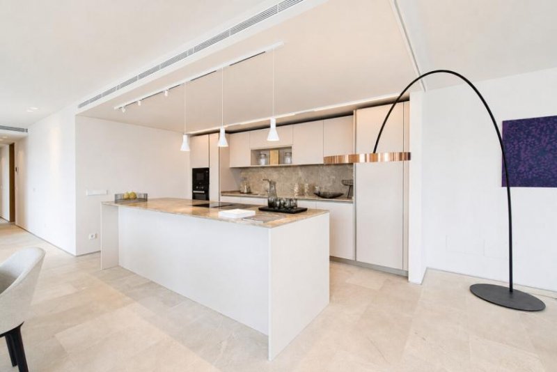 Palma / Cala Major Mallorca fühlen, Luxus leben – moderne Meerblickwohnung mit eigenem Pool Wohnung kaufen