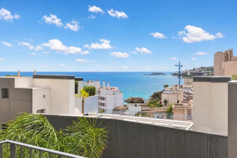 Palma / Cala Major Mallorca fühlen, Luxus leben – moderne Meerblickwohnung mit eigenem Pool Wohnung kaufen