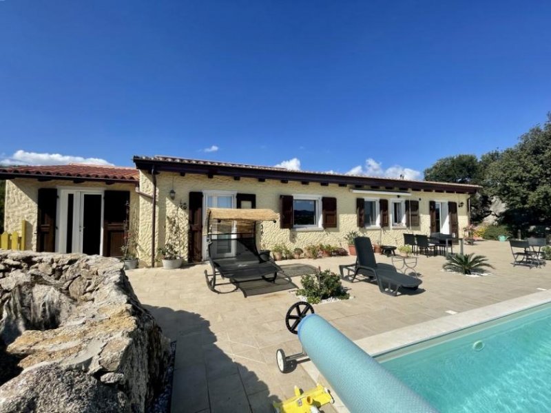 Bassacutena Perfektes Landhaus mit Pool in Gallura, 3 Hektar Haus kaufen