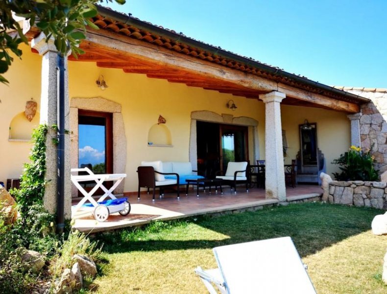 Palau Traumhaftes Gallura-Anwesen mit Gästehaus, Meerblick und absoluter Privatsphäre Haus kaufen