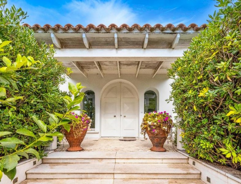 Olbia Spectakuläre Villa in Olbia Sardinien Haus kaufen