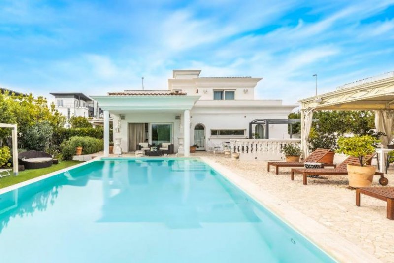 Olbia Spectakuläre Villa in Olbia Sardinien Haus kaufen