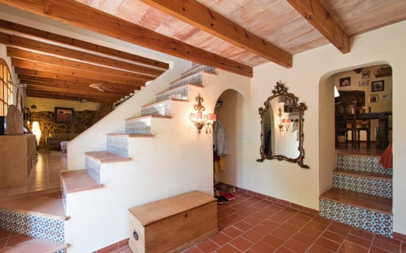 Andratx Landhaus über den Hügeln von Andratx mit idyllischem Panoramablick Haus kaufen