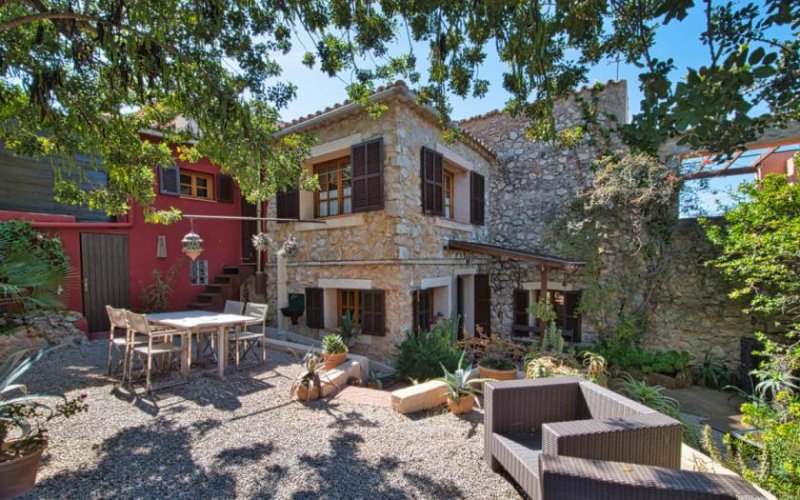 Andratx Landhaus über den Hügeln von Andratx mit idyllischem Panoramablick Haus kaufen