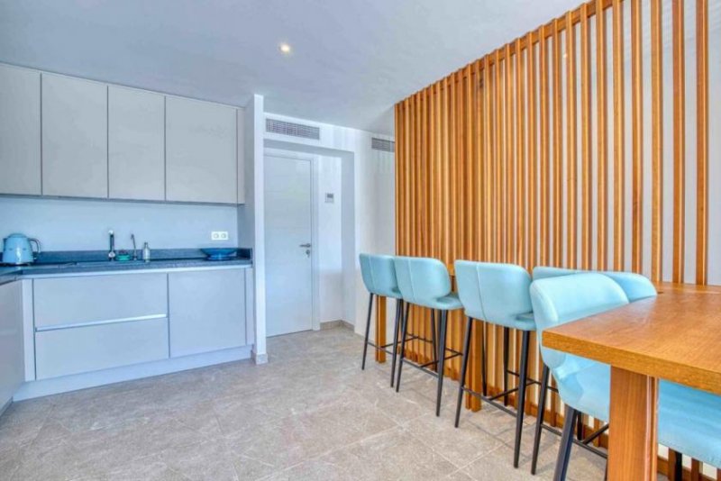 Andratx / Port d'Andratx Duplex-Apartment mit 4 Schlafzimmern direkt am Yachtclub Wohnung kaufen