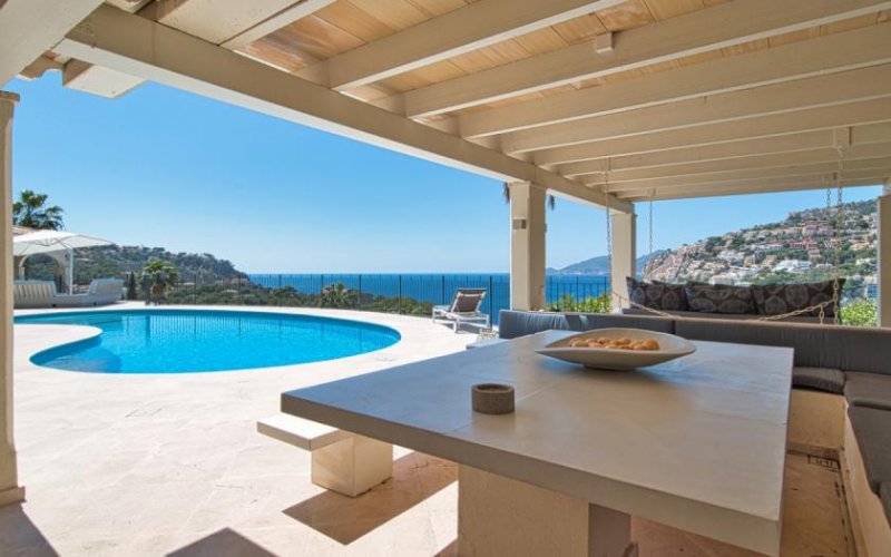 Andratx / Port d'Andratx Exklusive mediterrane Villa mit atemberaubendem Meerblick in bester Lage von Port d'Andratx Haus kaufen