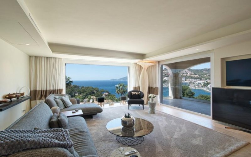 Andratx / Port d'Andratx Exklusive mediterrane Villa mit atemberaubendem Meerblick in bester Lage von Port d'Andratx Haus kaufen