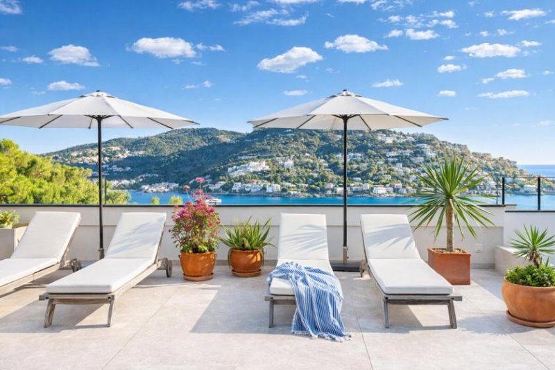 Andratx / Port d'Andratx Exklusive Rückzugs-Oase über Port d’Andratx – Villa mit Panorama auf Hafen, La Mola und offenes Meer Haus kaufen