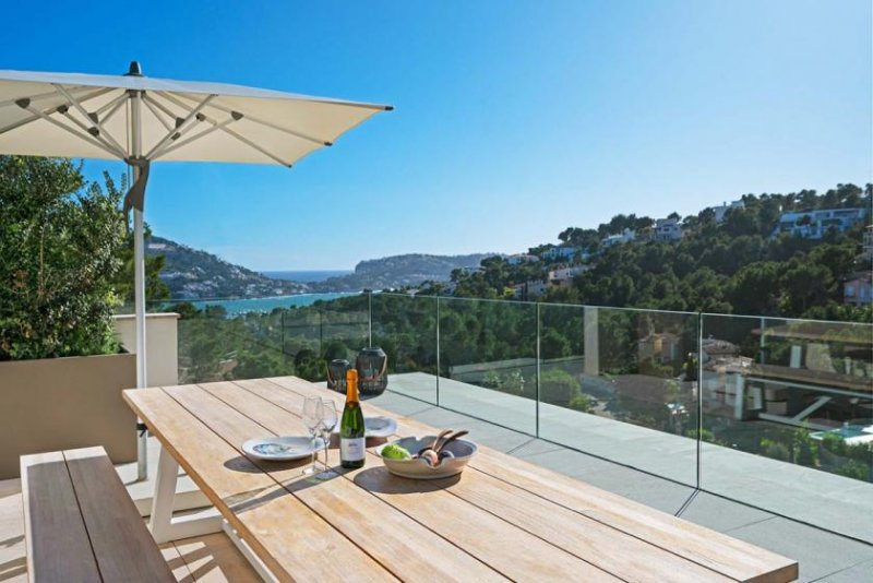 Andratx / Port d'Andratx Exklusive, stilvolle Neubau-Luxusvilla mit Hafen- und Meerblick in Port d'Andratx. Haus kaufen