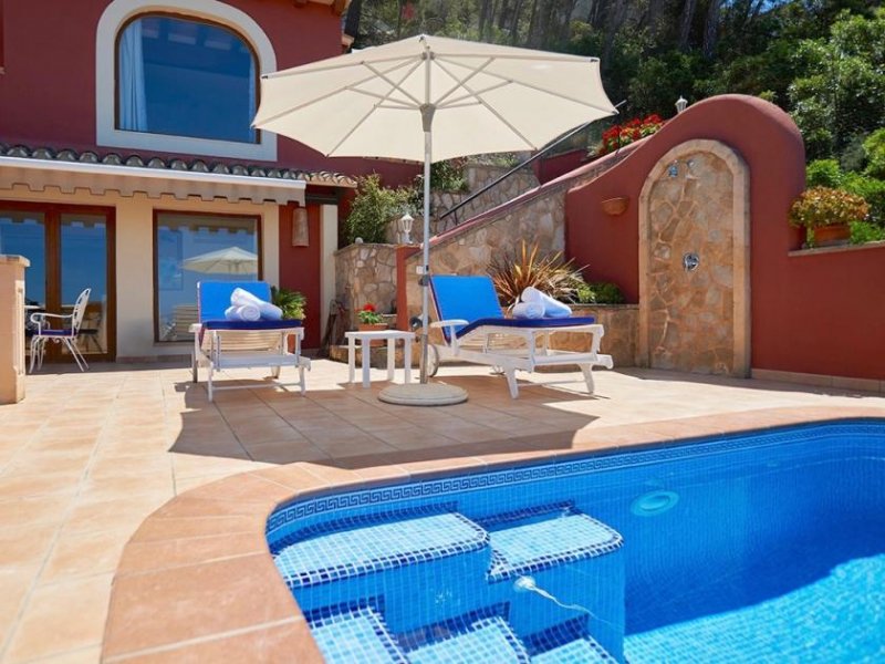 Andratx / Port d'Andratx Ferienresidenz mit zwei separaten Wohneinheiten und herrlichem Meerblick Haus kaufen