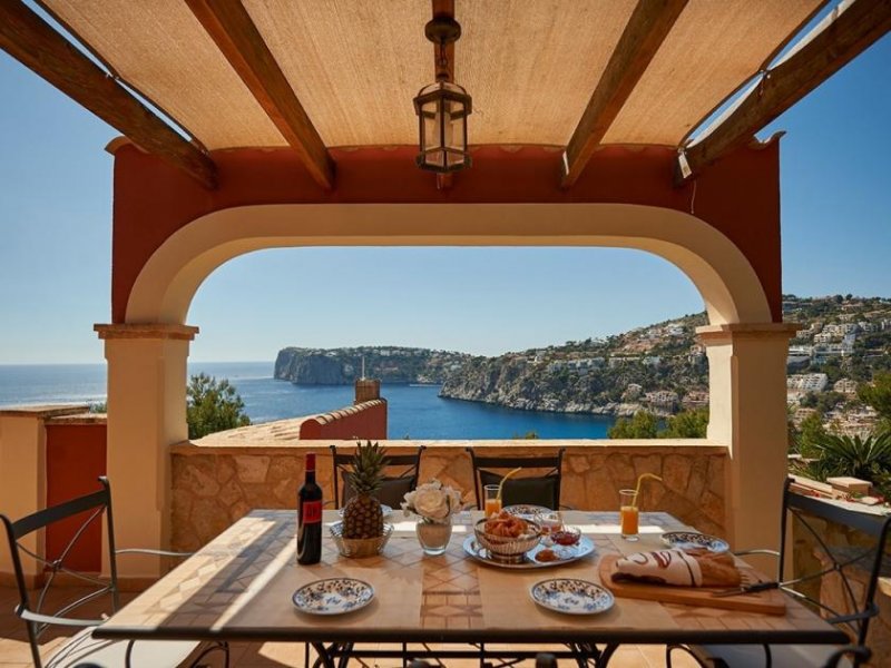 Andratx / Port d'Andratx Ferienresidenz mit zwei separaten Wohneinheiten und herrlichem Meerblick Haus kaufen