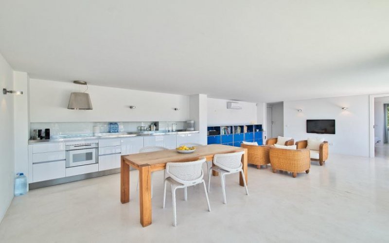 Andratx / Port d'Andratx Modernisiertes Apartment in 1. Meereslinie von Port d'Andratx Wohnung kaufen