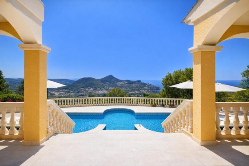 Port D'Andratx Mediterrane Luxusresidenz in Mont Port mit 180°-Meer- und Hafenblick Haus kaufen