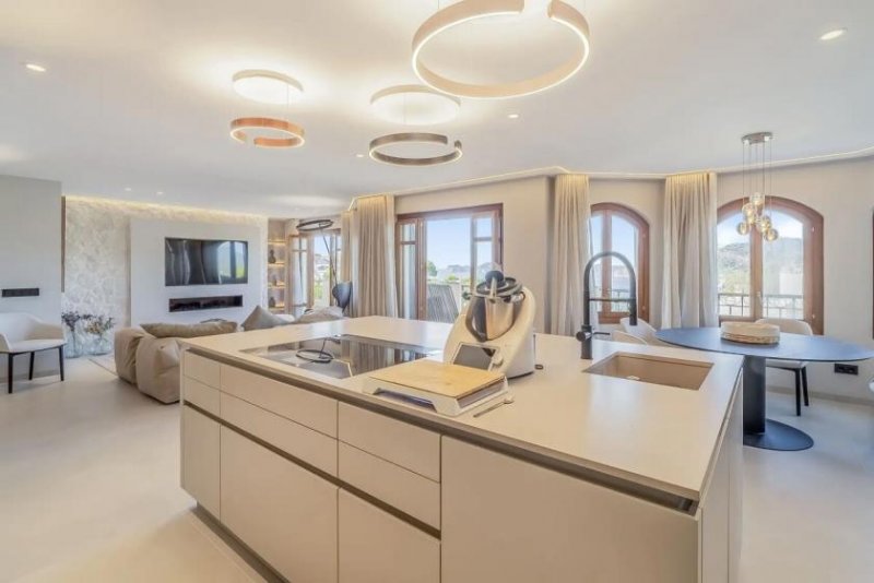 Port D'Andratx Penthouse der Extraklasse mit imposanter Aussicht auf das Meer in Port d'Andratx Wohnung kaufen