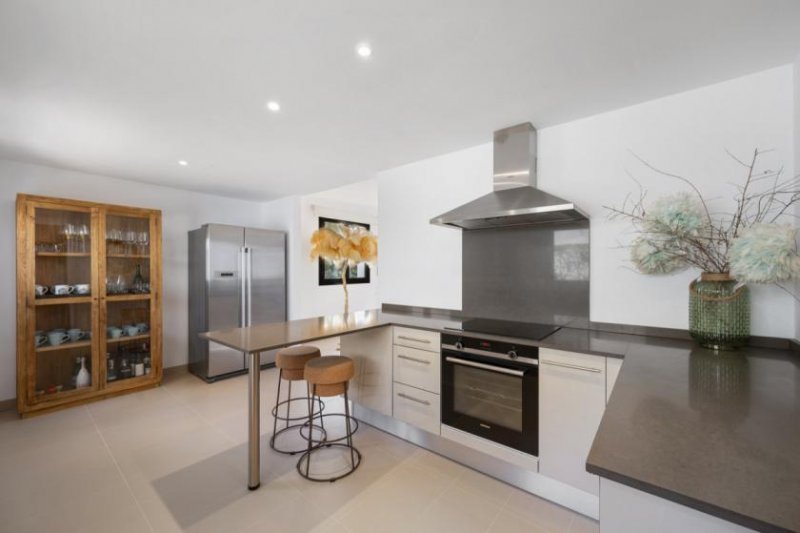 Andratx / Camp de Mar Großzügige Erdgeschoss-Wohnung in privilegierte Lage in Camp de Mar Wohnung kaufen