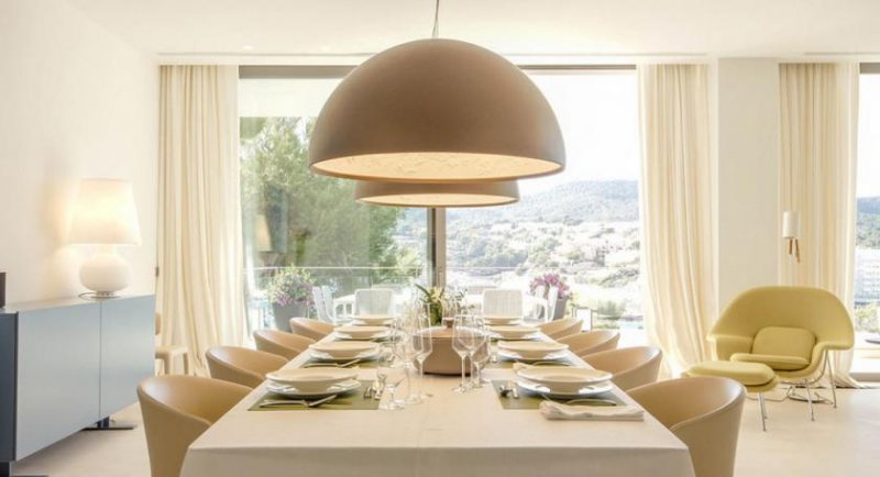 Andratx / Camp de Mar Luxusanwesen in 1. Meereslinie mit Meerzugang und Ferienvermietungslizenz in Camp de Mar Haus kaufen