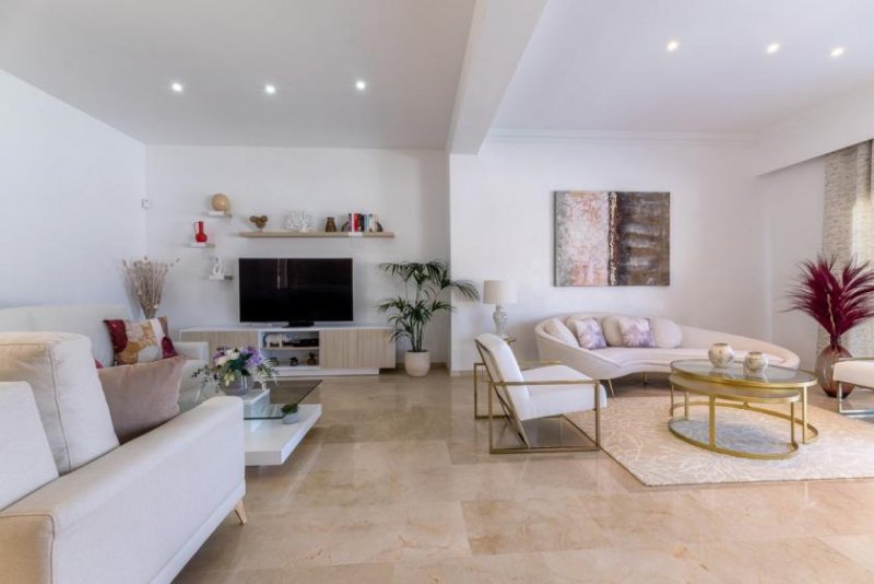 Andratx / Urbanització Es Camp de Mar Gepflegte Mediterrane Villa in begehrte Lage und mit traumhaften Meerblick Haus kaufen