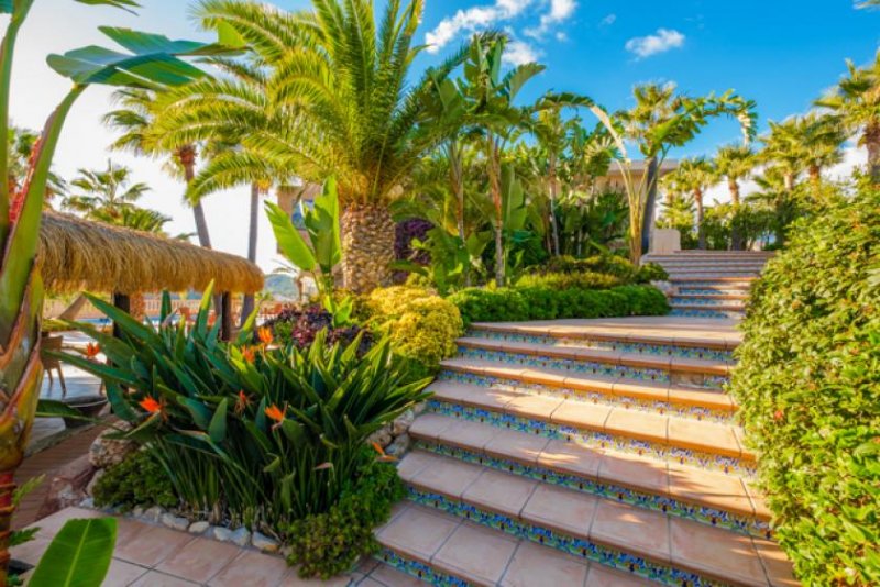 Calvià / Peguera Beeindruckende mediterrane Villa in Paguera Haus kaufen