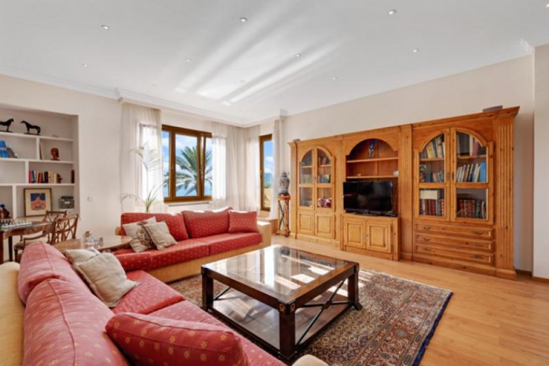 Calvià / Peguera Beeindruckende mediterrane Villa in Paguera Haus kaufen