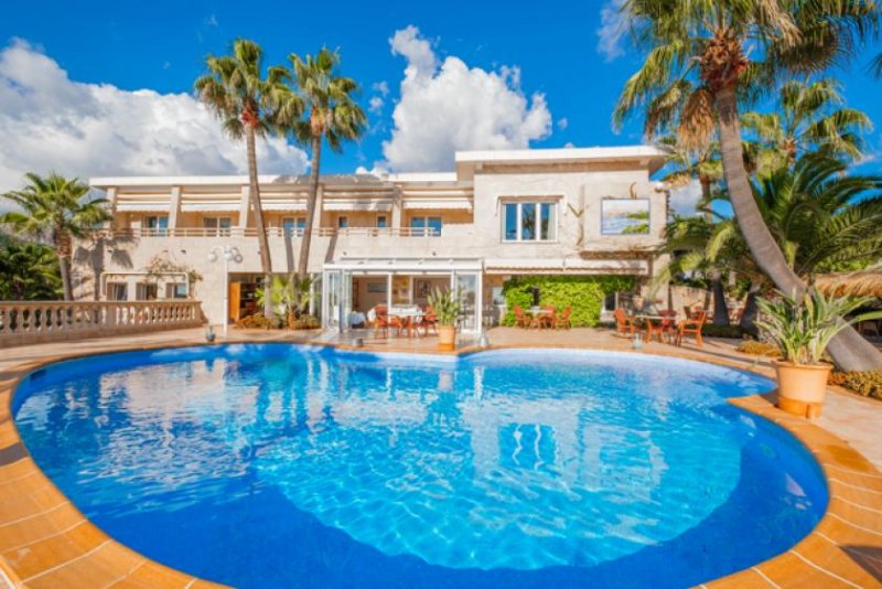 Calvià / Peguera Beeindruckende mediterrane Villa in Paguera Haus kaufen