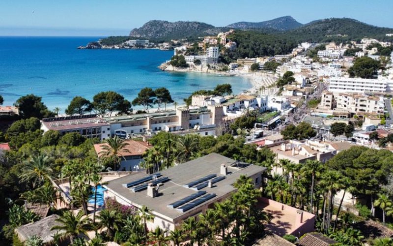 Calvià / Peguera Exklusive, großzügige Villa in Paguera mit Meerblick – inklusive Ferienvermietungslizenz Haus kaufen