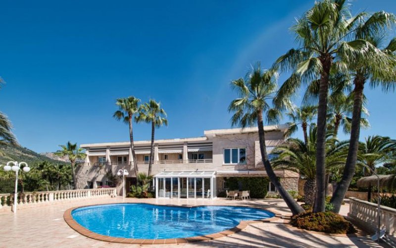 Calvià / Peguera Exklusive, großzügige Villa in Paguera mit Meerblick – inklusive Ferienvermietungslizenz Haus kaufen
