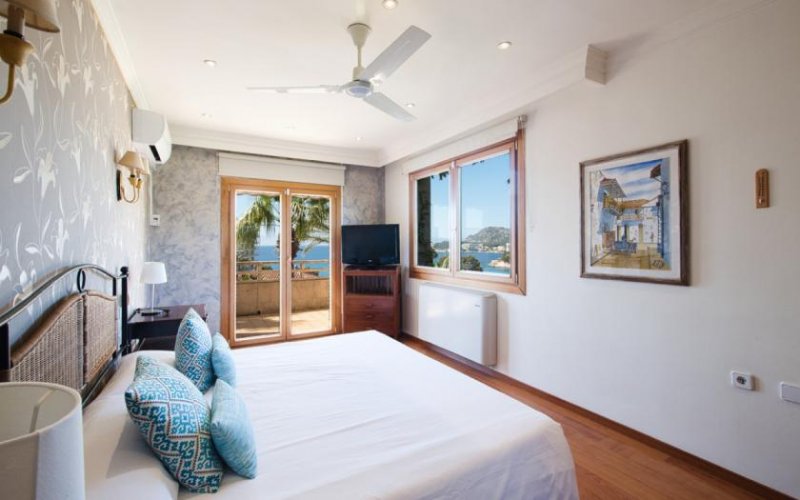 Calvià / Peguera Großzügige Meerblick-Villa mit Ferienvermietungslizenz in ruhiger Lage von Paguera Haus kaufen