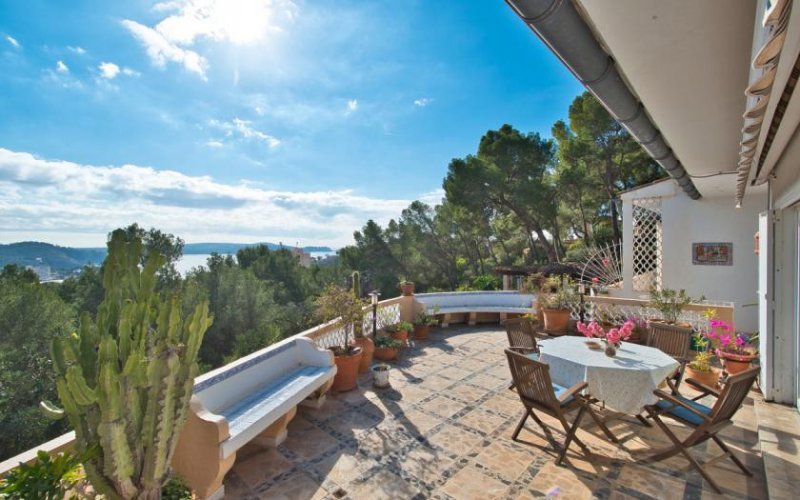 Calvia / Peguera Mediterrane Villa mit Meerblick und viel Privatsphäre in erhöhter Lage von Paguera Haus kaufen