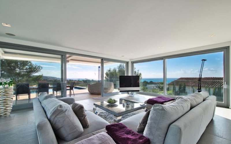 Calvià / Santa Ponça Großzügige moderne Meerblick Villa in Santa Ponsa mit 2 Pools Haus kaufen