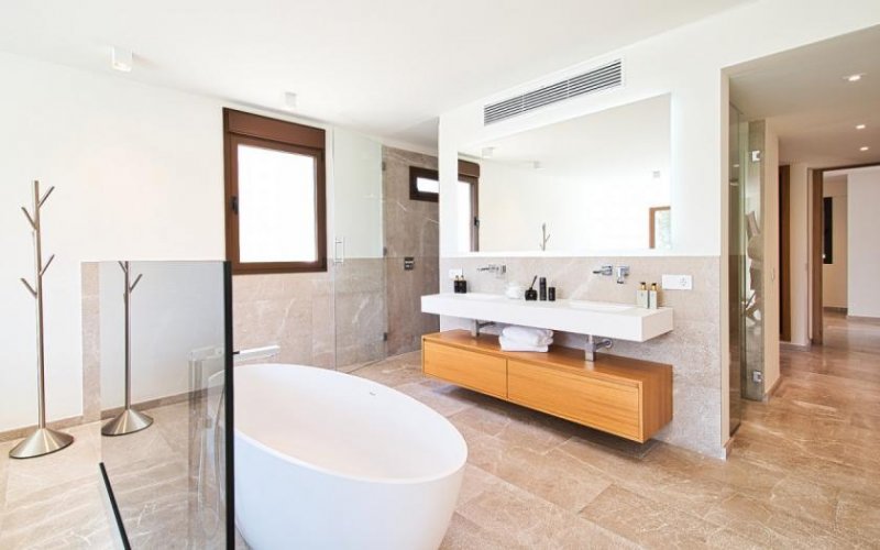 Calvià / Santa Ponça Kernsanierte Luxus-Villa mit Meerblick in Nova Santa Ponsa Haus kaufen