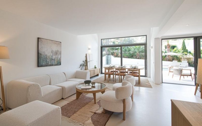 Calvià / Santa Ponça Kernsanierte Villa in Nova Santa Ponsa mit Vermietlizenz für 8 Personen Haus kaufen