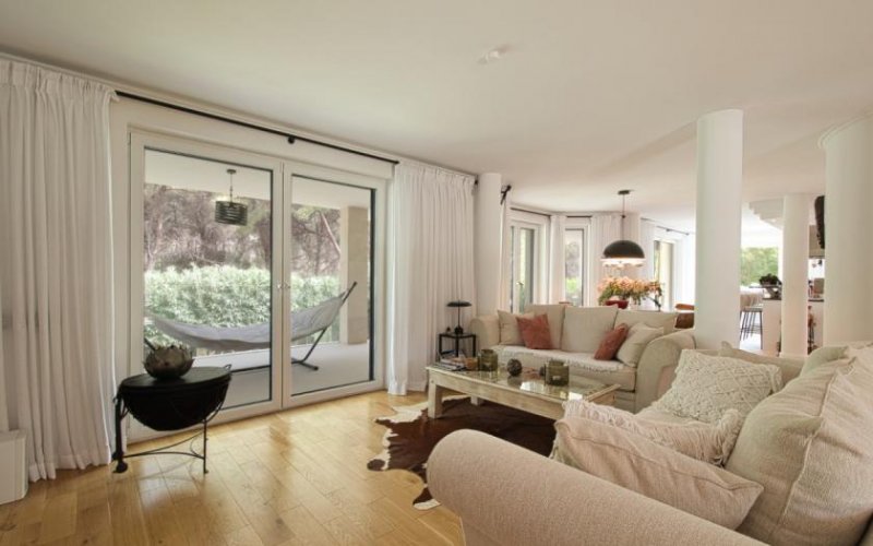 Calvià / Santa Ponça Repräsentative Villa mit großem Gästeapartment in ruhiger Lage von Rotes Velles - Costa de la Calma Haus kaufen