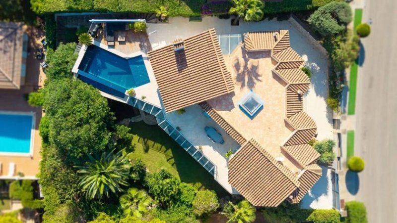 Santa Ponça Architektenvilla mit Infinity-Pool und Meerblick in Santa Ponsa Haus kaufen