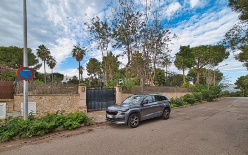 Santa Ponça Baugrundstück inklusive genehmigtem Neubauprojekt in Nova Santa Ponsa Grundstück kaufen