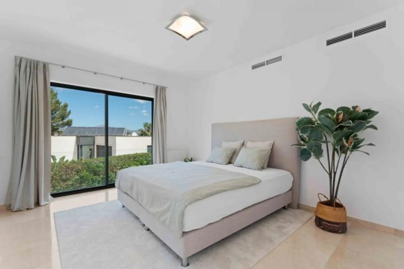 Santa Ponça Exklusive Villa mit Meerblick in Toplage von Nova Santa Ponsa Haus kaufen