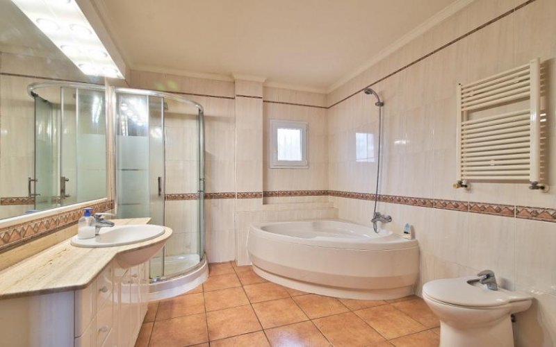 Santa Ponça Große Familienvilla im Bungalowstil mit viel Potenzial und großem Grundstück in Santa Ponsa Haus kaufen