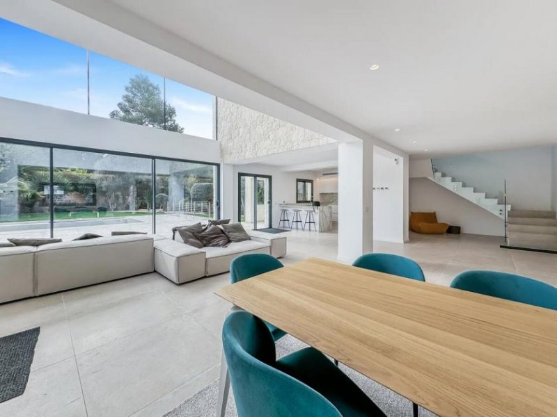 Santa Ponça Luxuriöse Villa mit Pool, Garten und hochwertiger Ausstattung in Santa Ponsa Haus kaufen