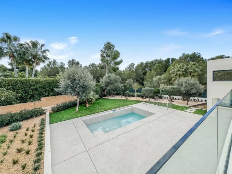 Santa Ponça Luxuriöse Villa mit Pool, Garten und hochwertiger Ausstattung in Santa Ponsa Haus kaufen