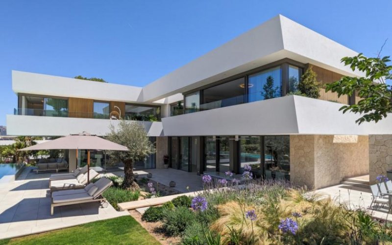 Santa Ponça Luxus - Neubau Villa in begehrter Lage von Nova Santa Ponsa mit separatem Gästeapartment Haus kaufen