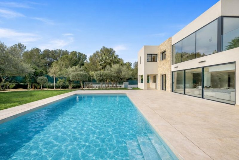 Santa Ponça Mediterraner Luxus: Traumvilla mit Pool, Garten und exklusiver Ausstattung in Santa Ponsa Haus kaufen