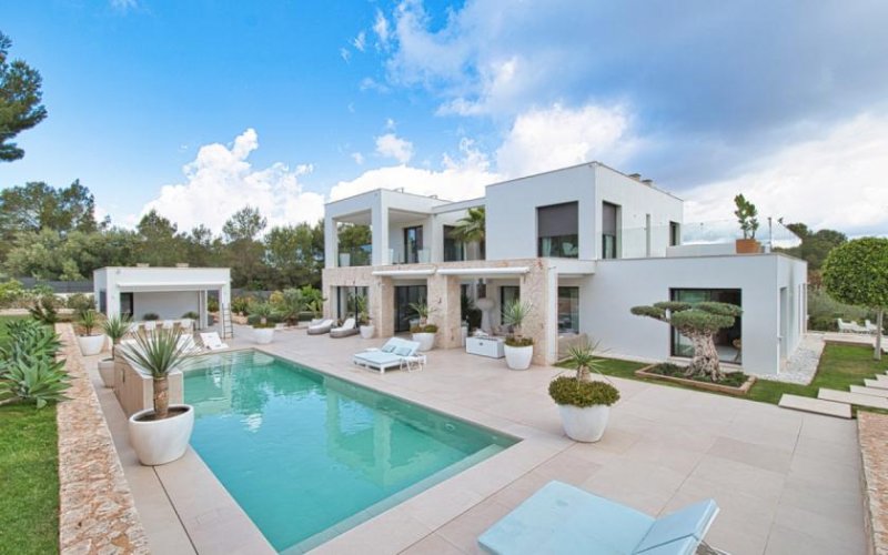 Santa Ponça Moderne Luxusvilla mit großem Garten & Pool – Familienidylle in Nova Santa Ponsa Haus kaufen