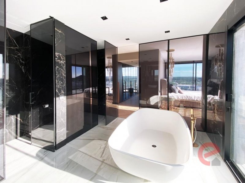 Santa Ponça SPEKTAKULÄRER MEERBLICK TRIFFT AUF PUREN LUXUS:
TRAUMVILLA MIT POOL IN SANTA PONÇA! Haus kaufen